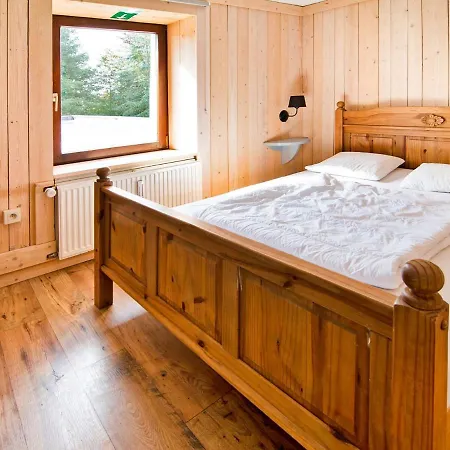 Nyaraló Cozy Holiday In Sourbrodt With Private Pool And Sauna Waimes