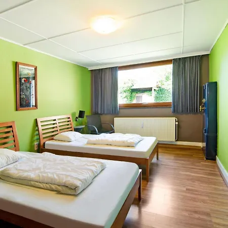 Nyaraló Cozy Holiday In Sourbrodt With Private Pool And Sauna *